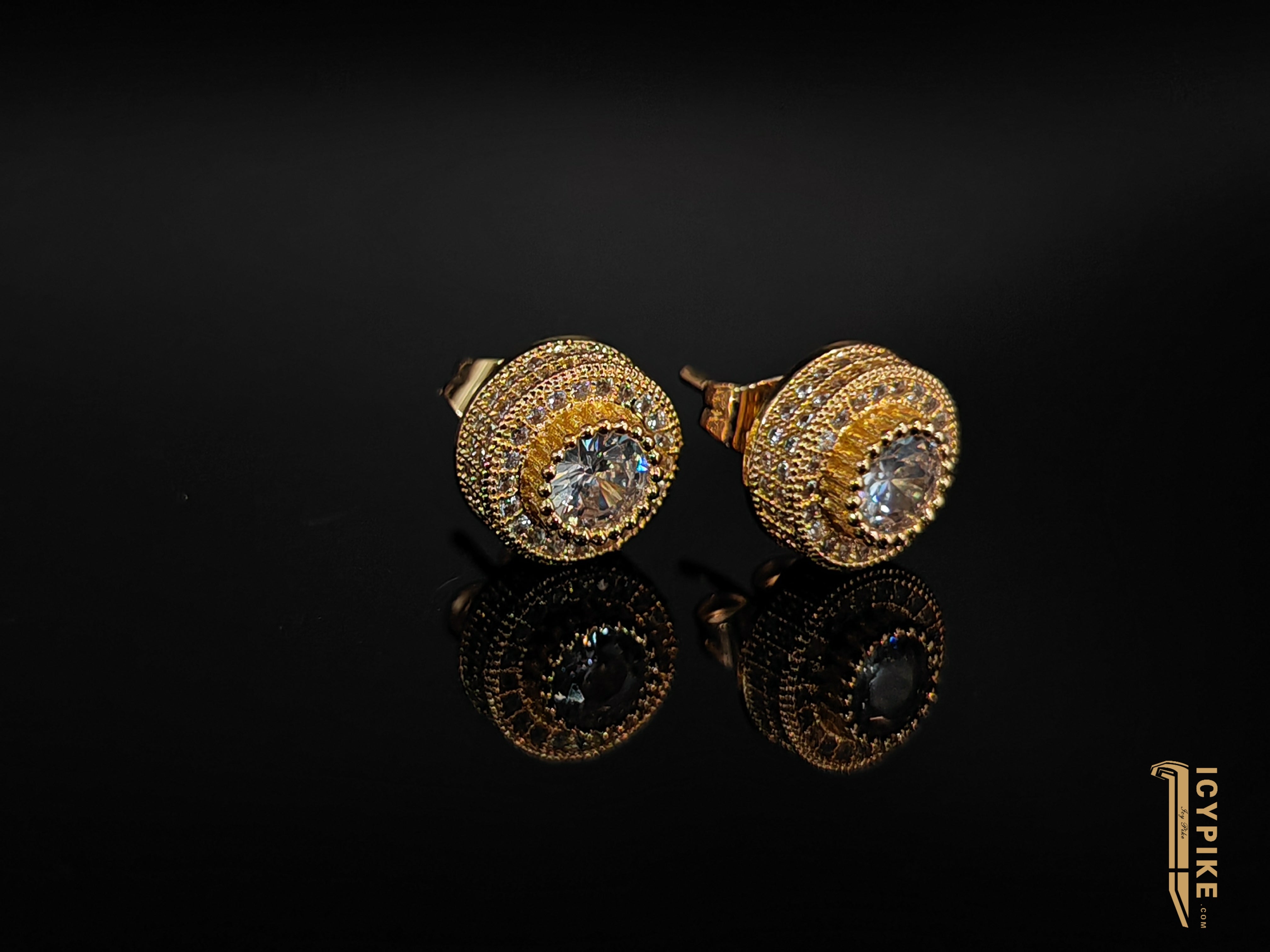 18K Gold Plated Circle Earrings - {{ cuban link}} Earrings